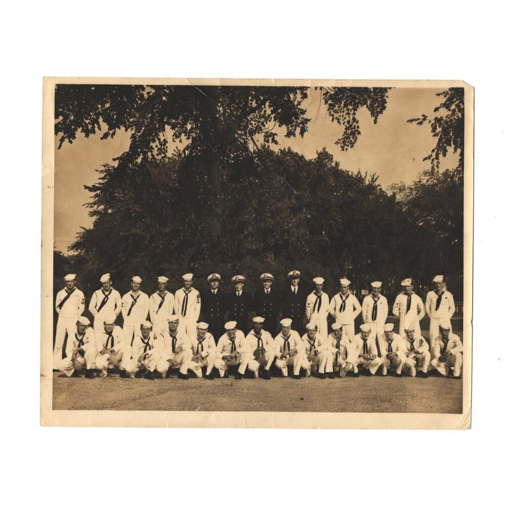 WWII Historical Photo United States Navy Group Picture Unidentified Sailors B/W